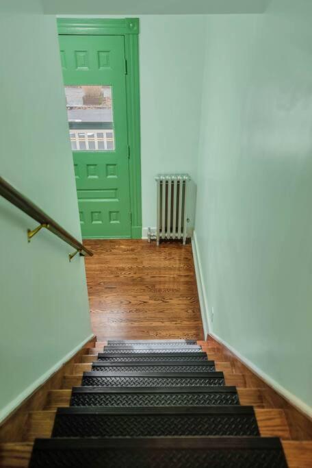 Apartment Golden Gem In Heart Of East Rock Quiet 3br Near Dt And Yale *