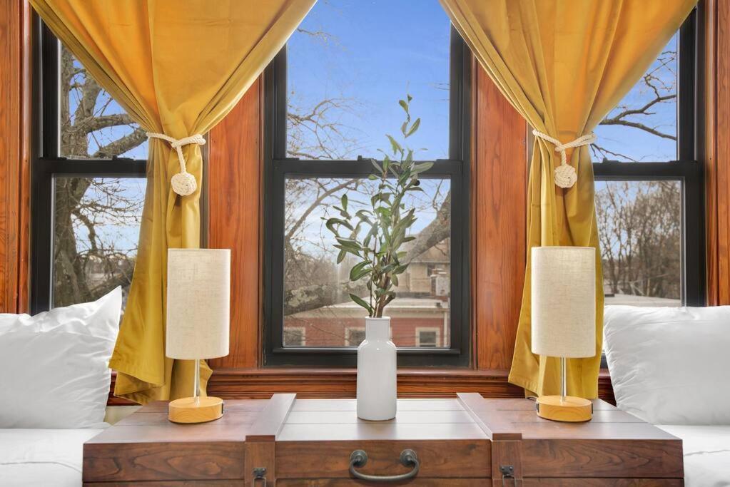 Golden Gem In Heart Of East Rock Quiet 3br Near Dt And Yale
