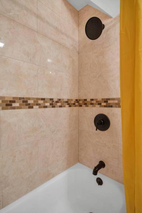 Golden Gem In Heart Of East Rock Quiet 3br Near Dt And Yale *